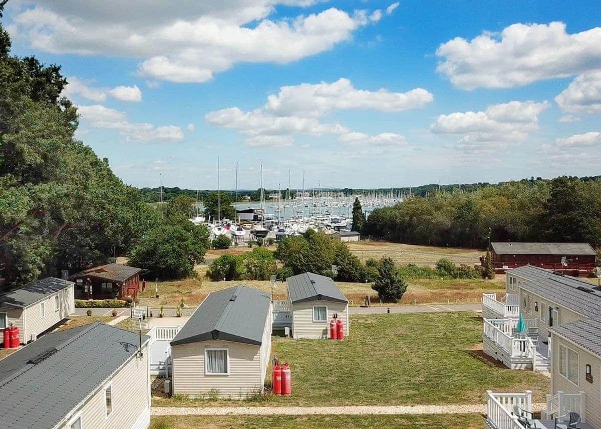 Riverside Holidays Lower Swanwick Exterior foto