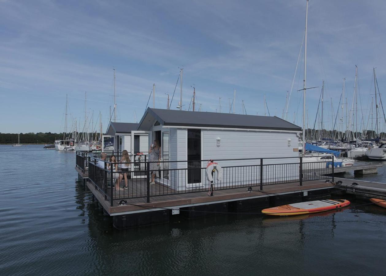Riverside Holidays Lower Swanwick Exterior foto